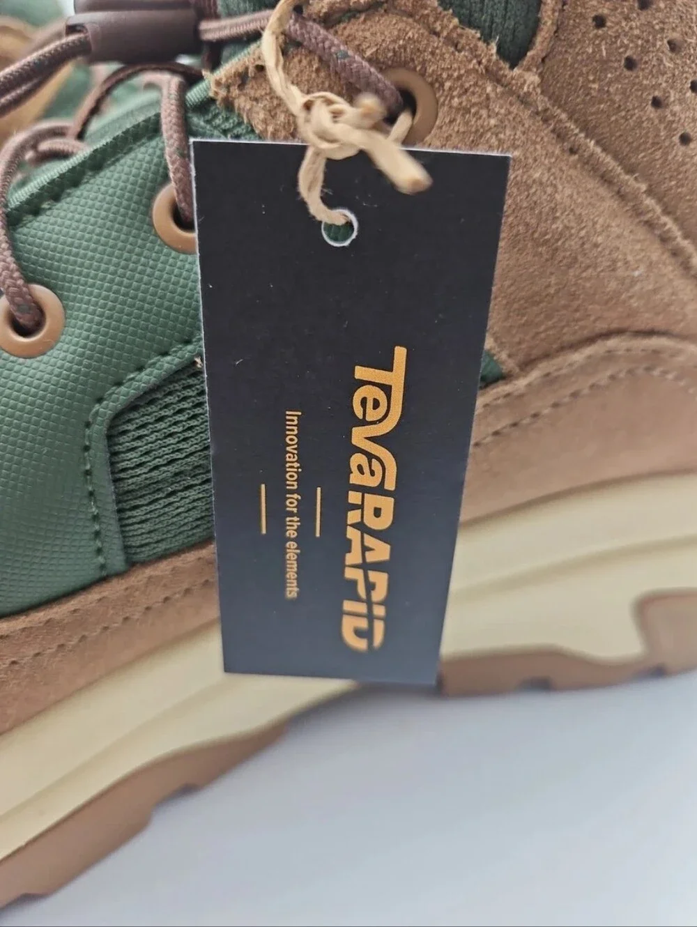 New Teva Hurricane Daybreaker Mid Hiking Boot -Men's Size 10